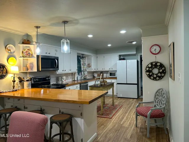 $224,900 | 908 F E Sellers Highway, Monticello, MS 39654