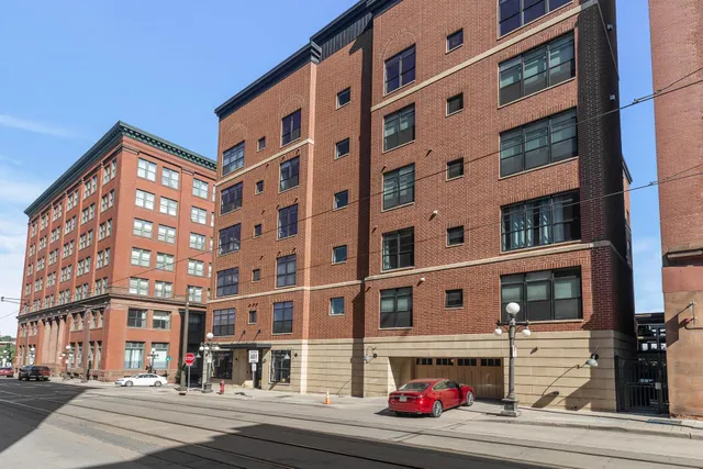$415,000 | 270 4th Street East, Unit 401, St. Paul, MN 55101