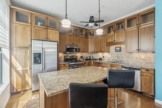 $415,000 | 270 4th Street East, Unit 401, St. Paul, MN 55101