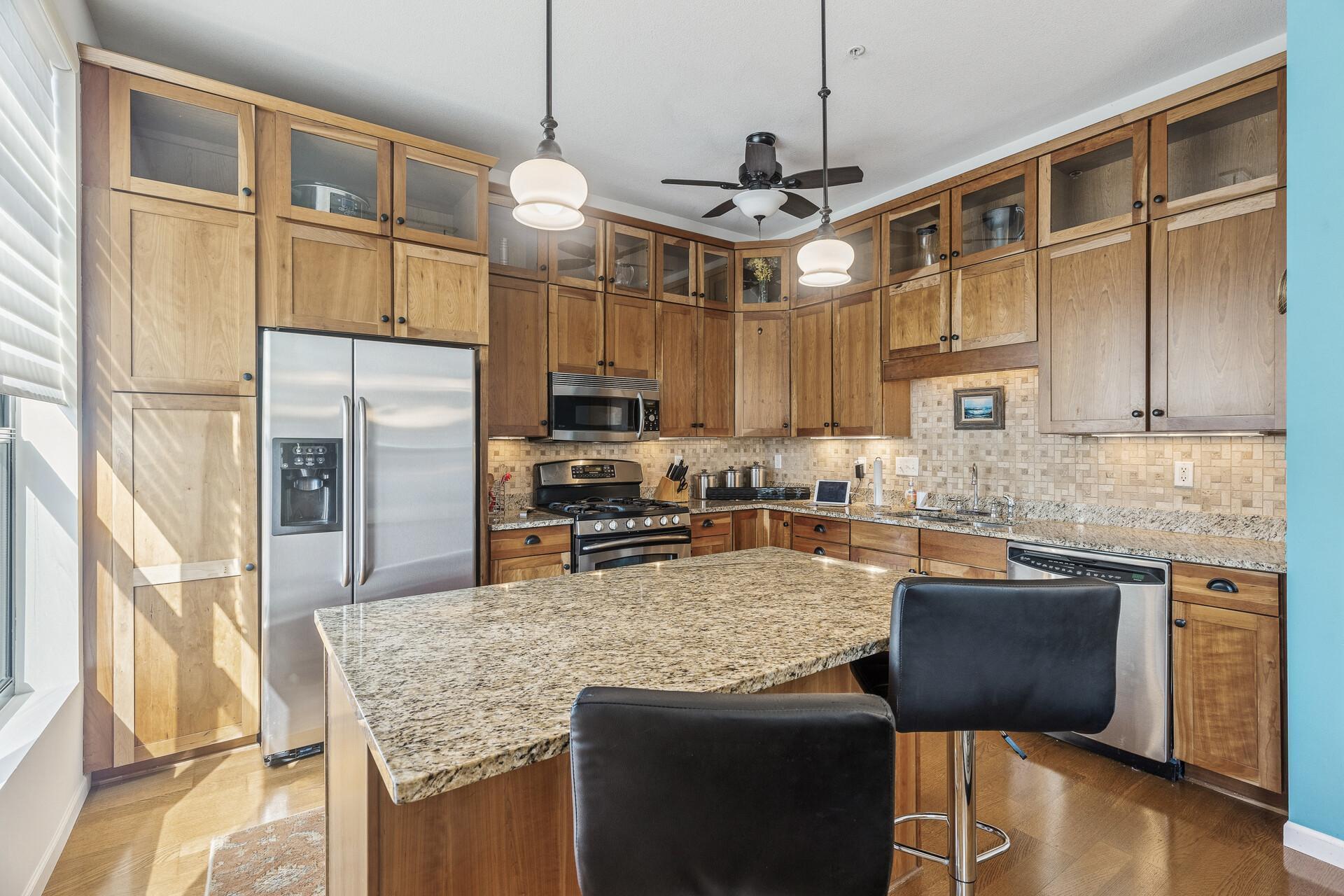 270 4th Street East, Unit 401 St. Paul, MN 55101 - Photo 6 of 38