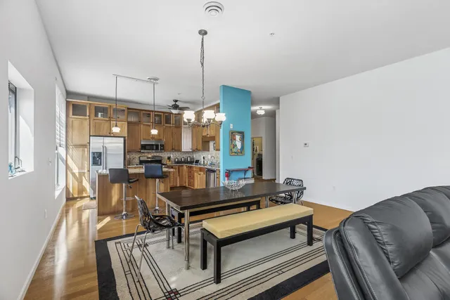 $415,000 | 270 4th Street East, Unit 401, St. Paul, MN 55101