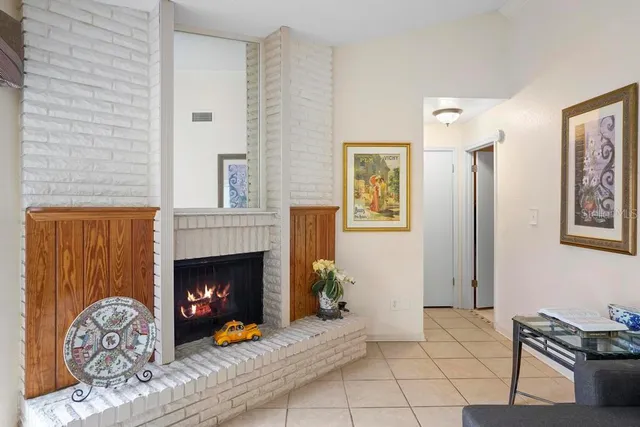 $199,975 | 5027 Jamaica Circle, Unit 7, Orlando, FL 32808