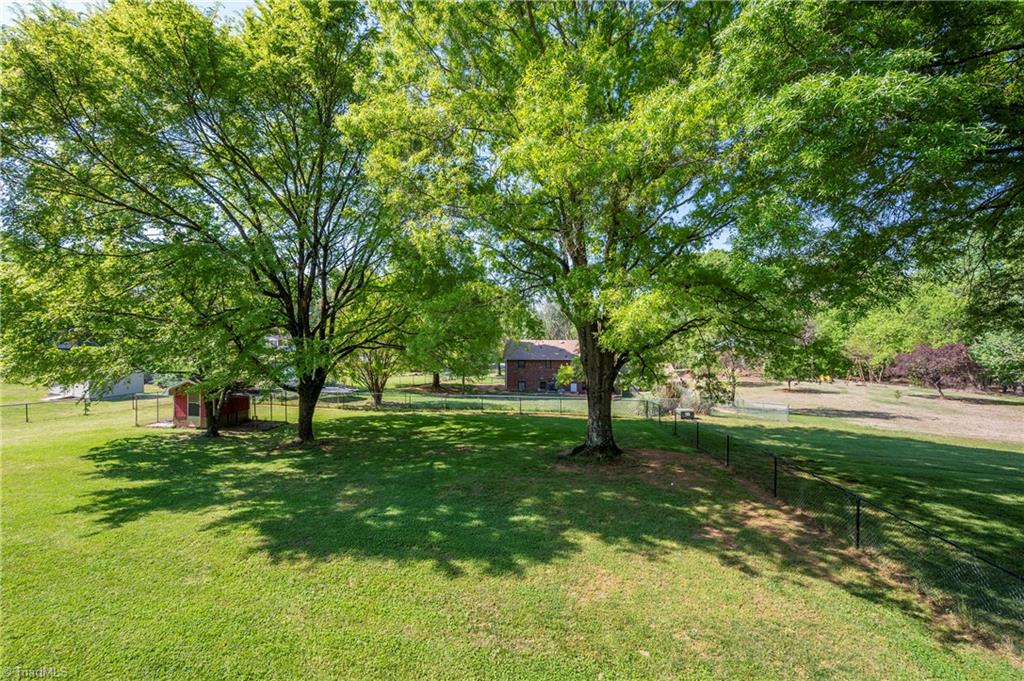 1625 Central Road Clemmons, NC 27012 - Photo 34 of 36 Gallery Image 34