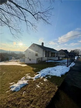 $100,000 | 380 Monroe Avenue, Leechburg, PA 15656