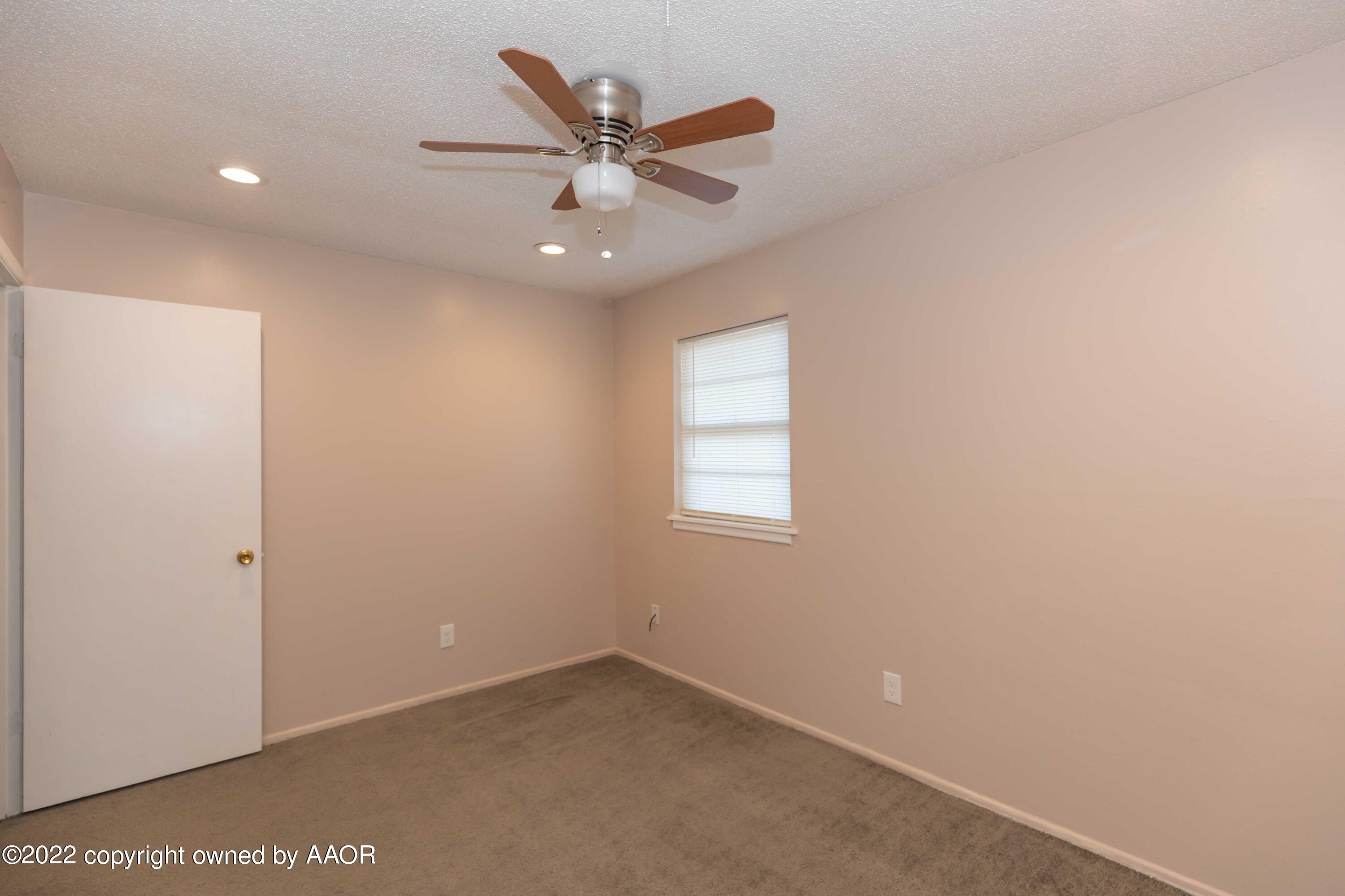 2902 Browning Street Amarillo, TX 79103 - Photo 24 of 36 BEDROOM 3 VIEW 2