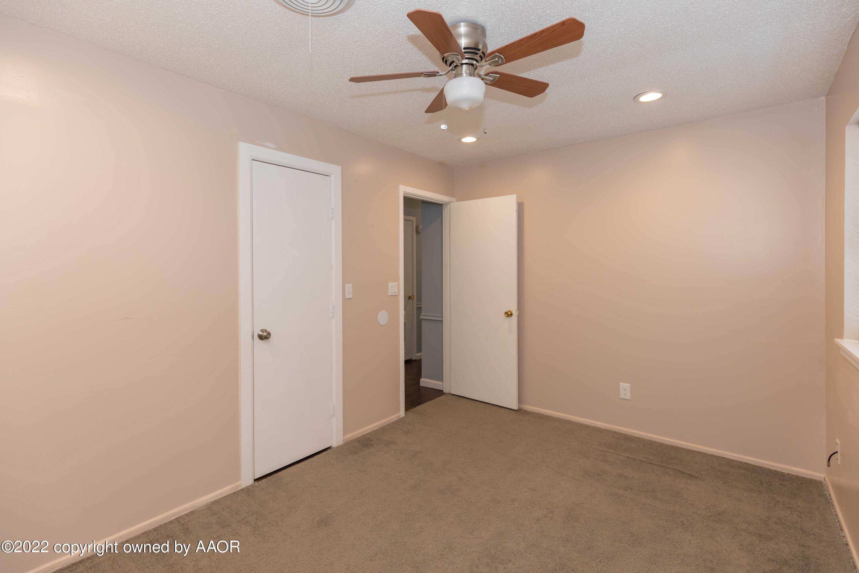 2902 Browning Street Amarillo, TX 79103 - Photo 25 of 36 BEDROOM 3 VIEW 3