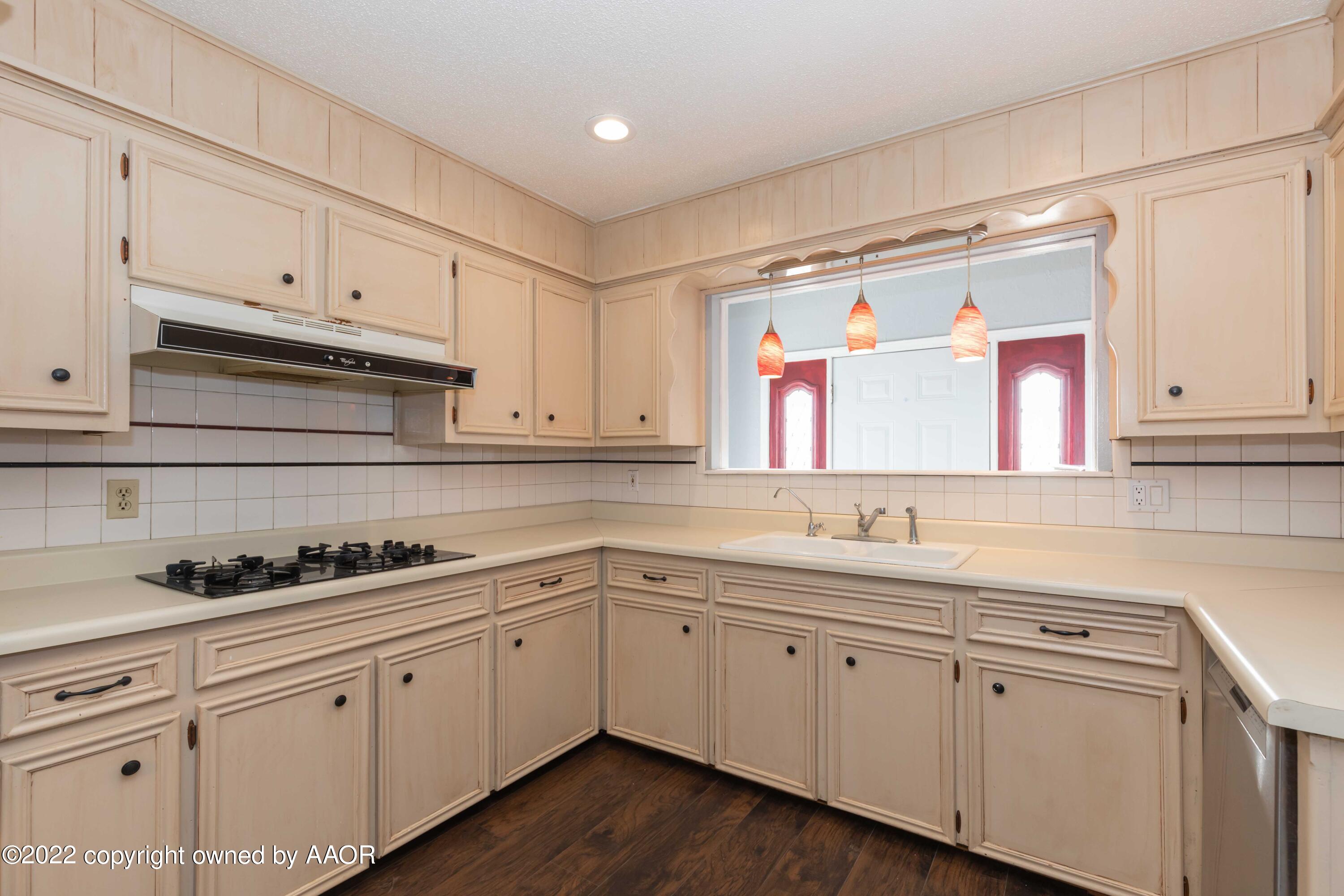 2902 Browning Street Amarillo, TX 79103 - Photo 10 of 36 KITCHEN VIEW 2