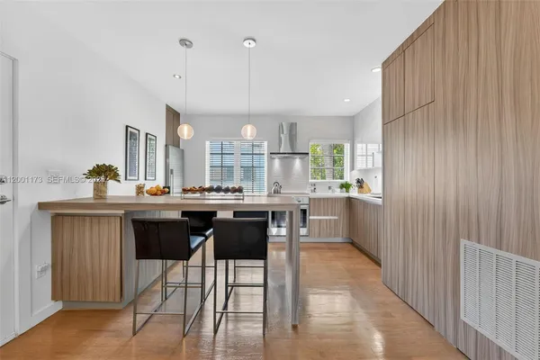 $415,000 | 1205 Meridian Avenue, Unit 3, Miami Beach, FL 33139