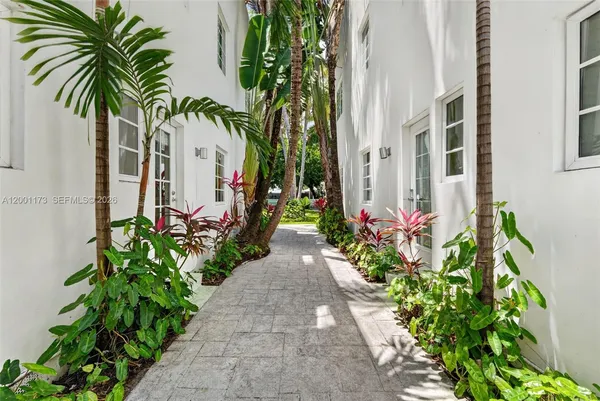$415,000 | 1205 Meridian Avenue, Unit 3, Miami Beach, FL 33139