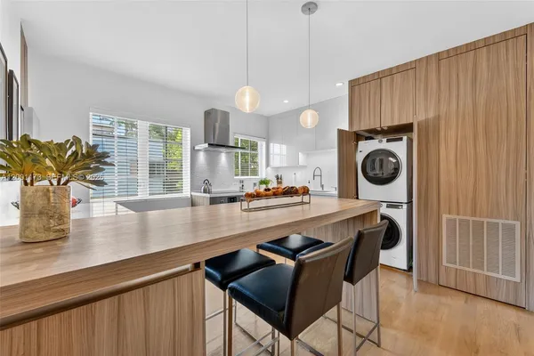 $415,000 | 1205 Meridian Avenue, Unit 3, Miami Beach, FL 33139