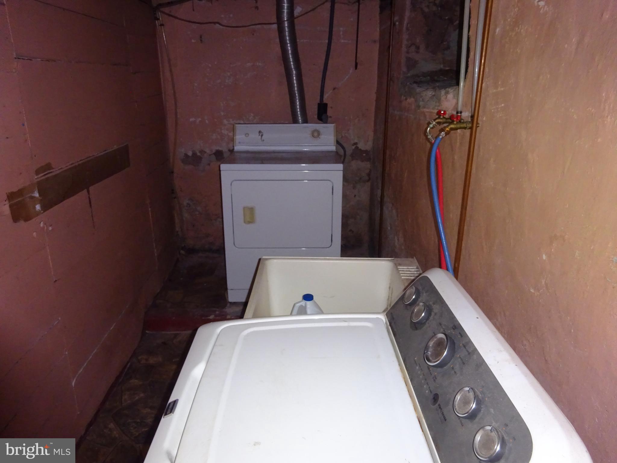 72 Kremp Road Mohnton, PA 19540 - Photo 20 of 55 Lower Level Laundry