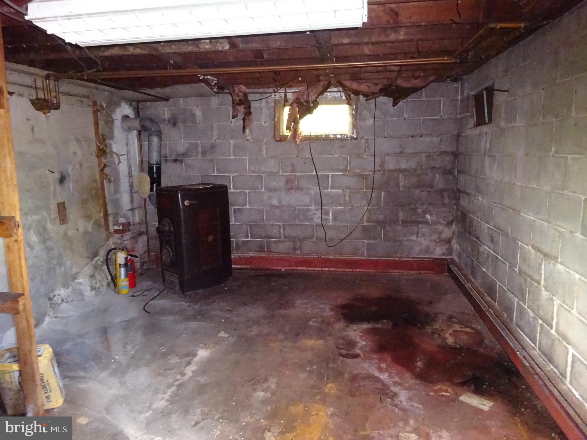72 Kremp Road Mohnton, PA 19540 - Photo 24 of 55 Lower Level Workshop