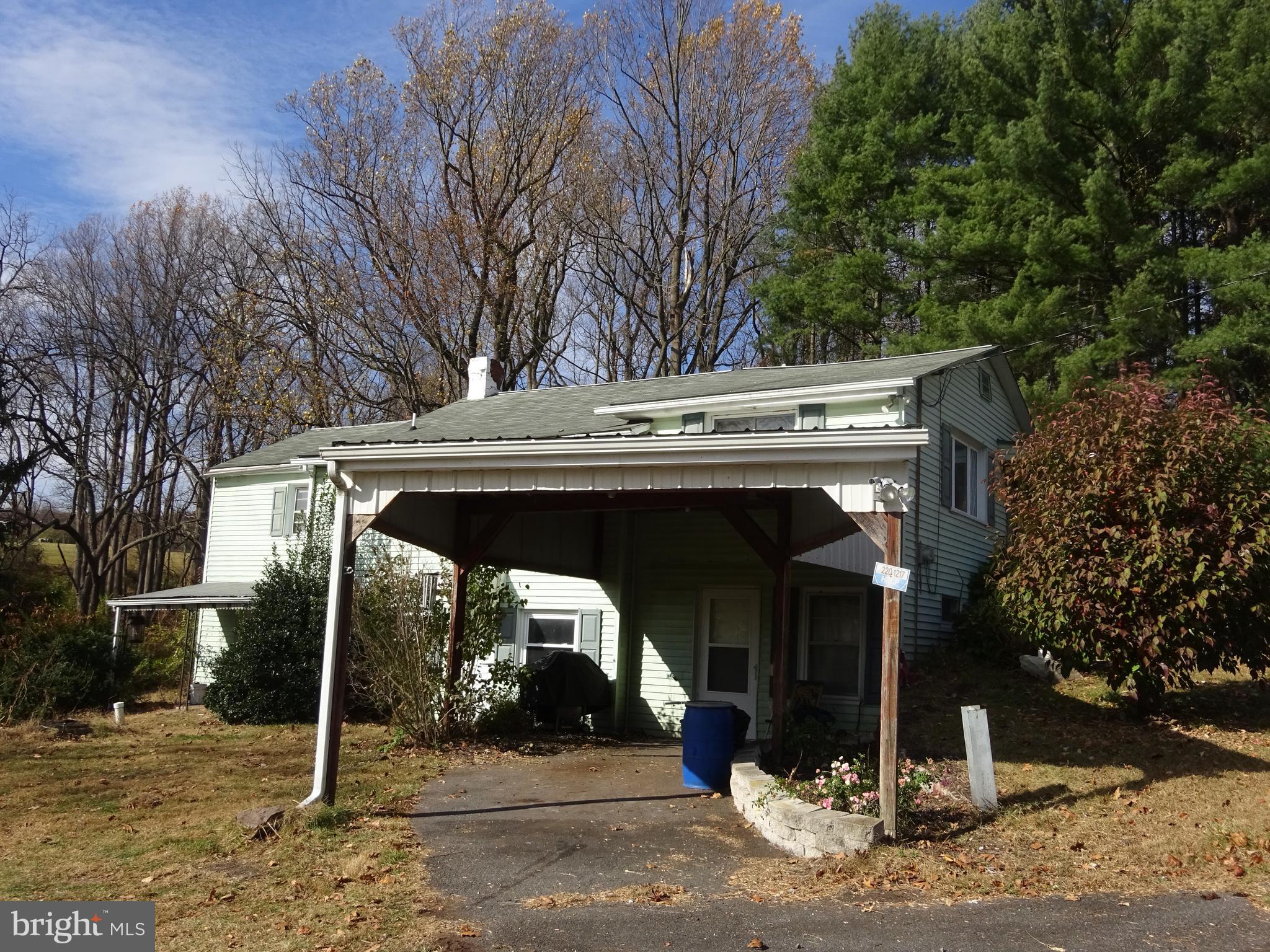 72 Kremp Road Mohnton, PA 19540 - Photo 26 of 55 Carport