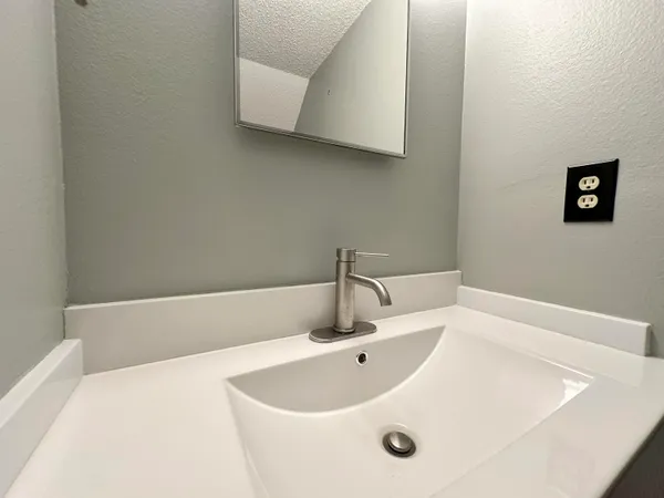 $225,000 | 223 Oxford Court, Mary Esther, FL 32569