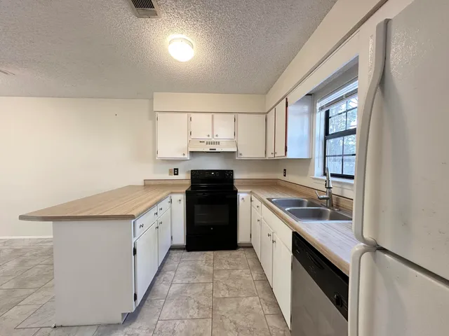 $229,000 | 223 Oxford Court, Mary Esther, FL 32569