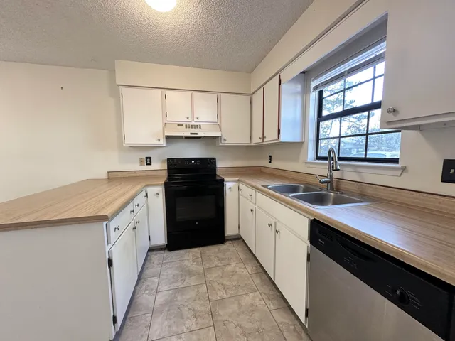 $229,000 | 223 Oxford Court, Mary Esther, FL 32569