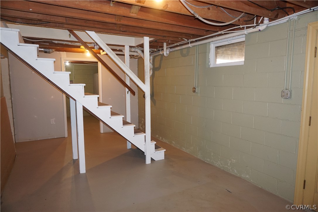 17322 Old Ridge Road Montpelier, VA 23192 - Photo 29 of 50 a view of entryway