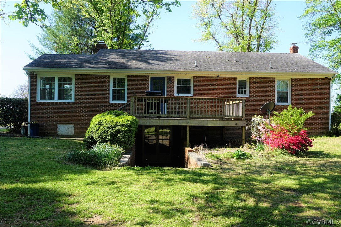 17322 Old Ridge Road Montpelier, VA 23192 - Photo 42 of 50 a front view of a house with a yard