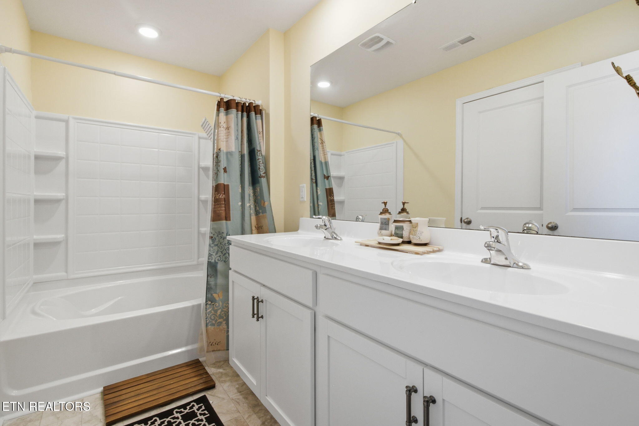 217 Ibis Loop Oak Ridge, TN 37830 - Photo 19 of 26 29-web-or-mls-DZ3A4474