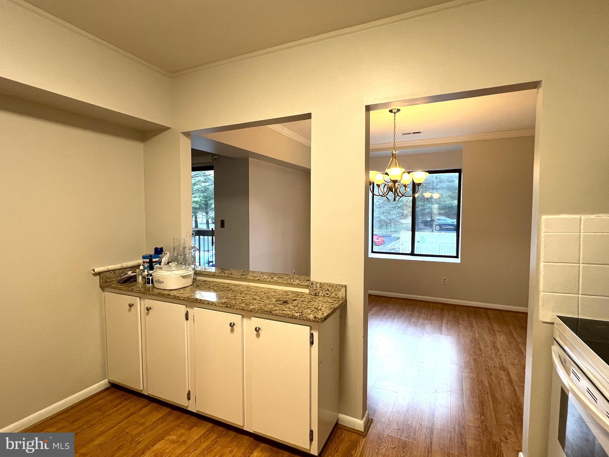3 Glenamoy Road, Unit 202 Lutherville-Timonium, MD 21093 - Photo 4 of 9