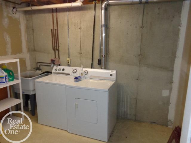 2622 Maple Street Port Huron, MI 48060 - Photo 12 of 14