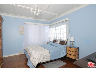 3617 Homeway Drive View Park, CA 90008 - Photo 4 of 35