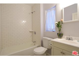 3617 Homeway Drive View Park, CA 90008 - Photo 32 of 35