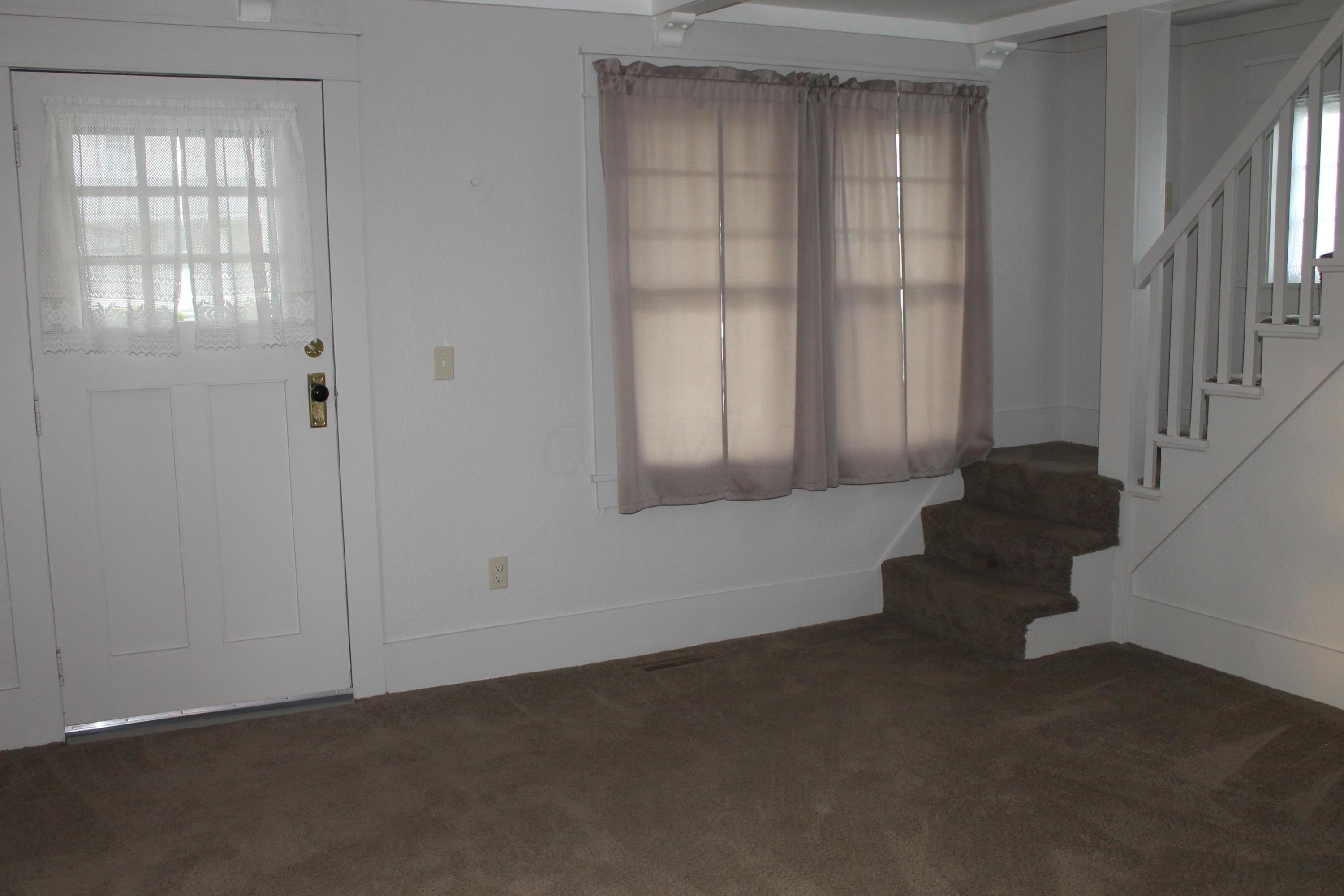 147 Riley Street Newark, OH 43055 - Photo 9 of 29 Gallery Image 9