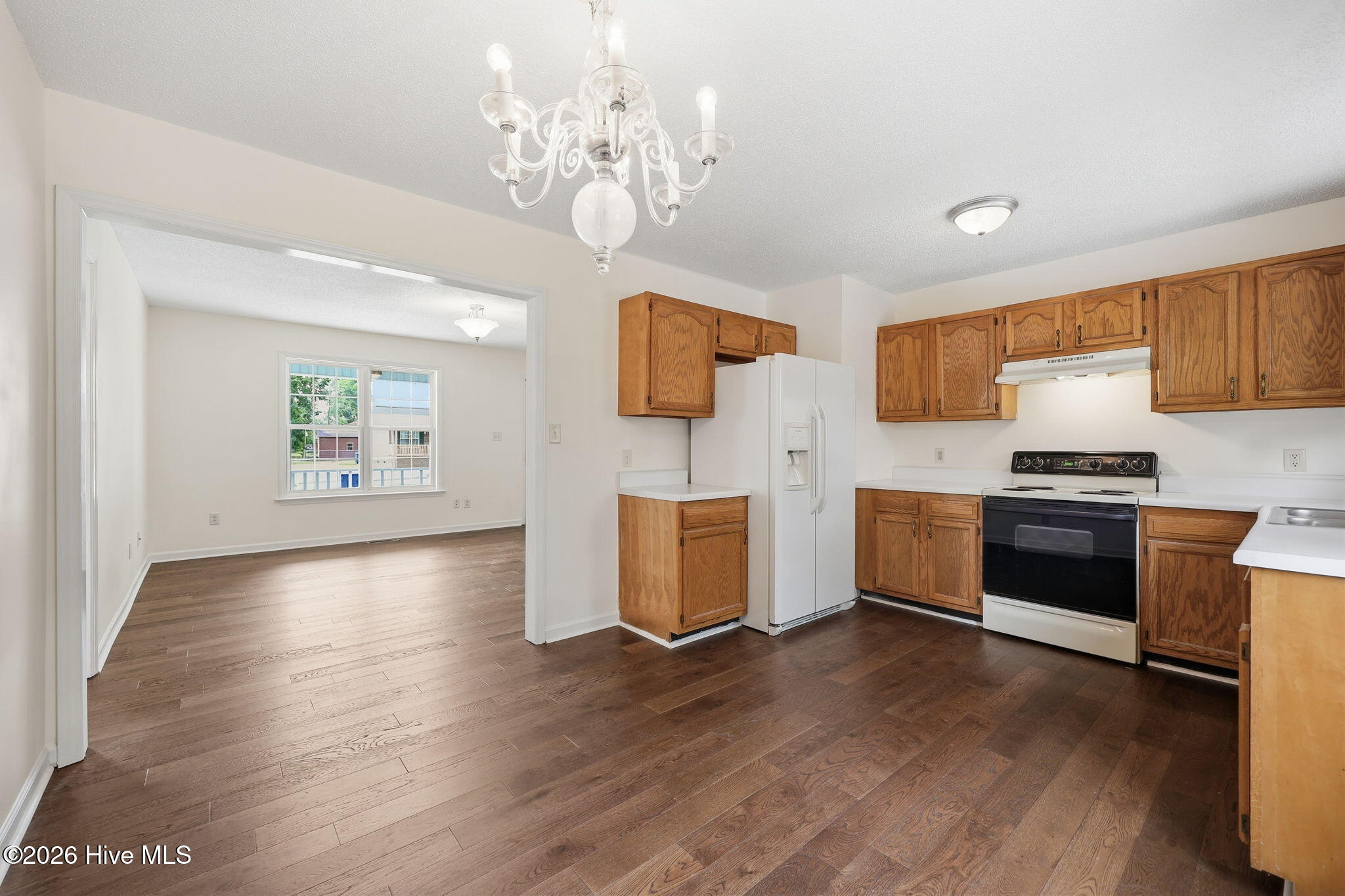 1402 Lockwood Road Kinston, NC 28501 - Photo 10 of 37