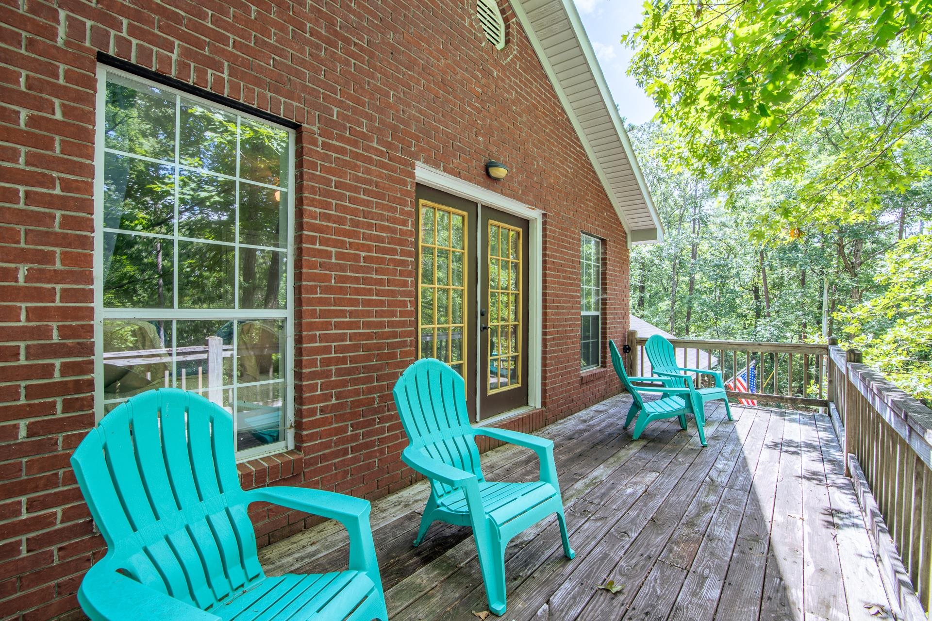 2125 Bruton Branch Road Savannah, TN 38372 - Photo 21 of 33 a view of a chairs in patio of a house