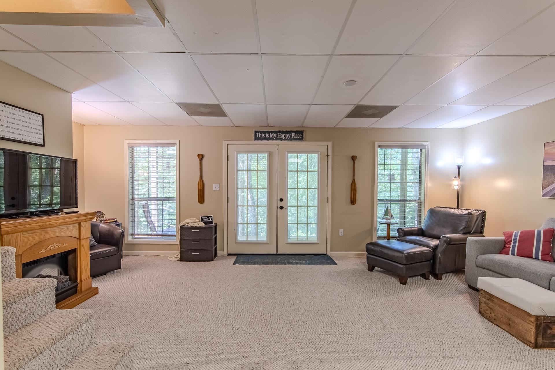 2125 Bruton Branch Road Savannah, TN 38372 - Photo 9 of 33 a living room with furniture and a flat screen tv