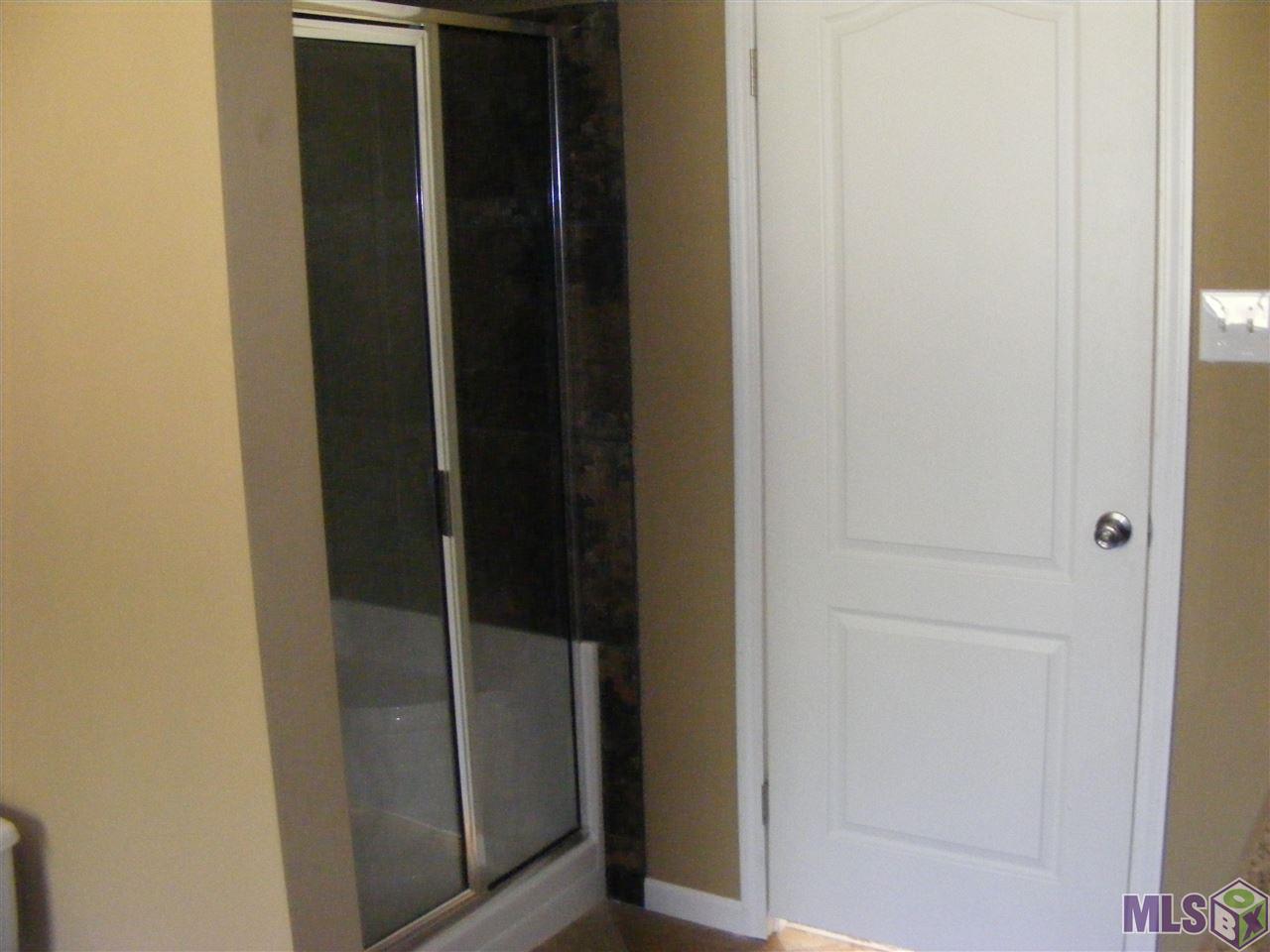 350 Dennis Lee Road Denham Springs, LA 70706 - Photo 8 of 15 Gallery Image 8