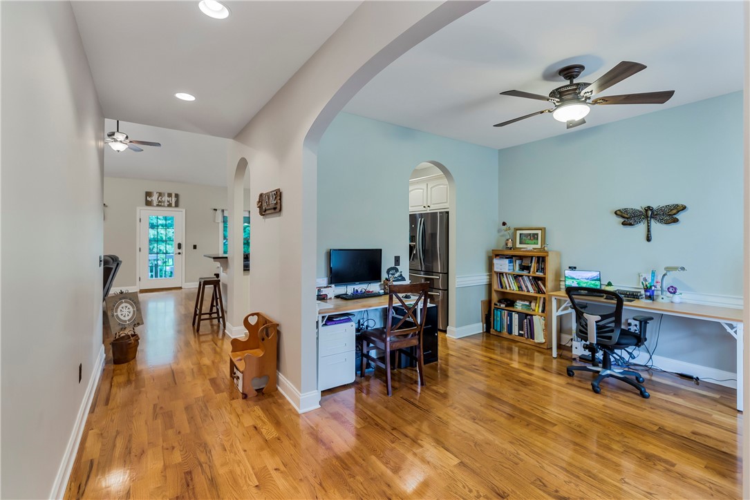 503 Pineridge Road Seneca, SC 29672 - Photo 8 of 50 Gallery Image 8