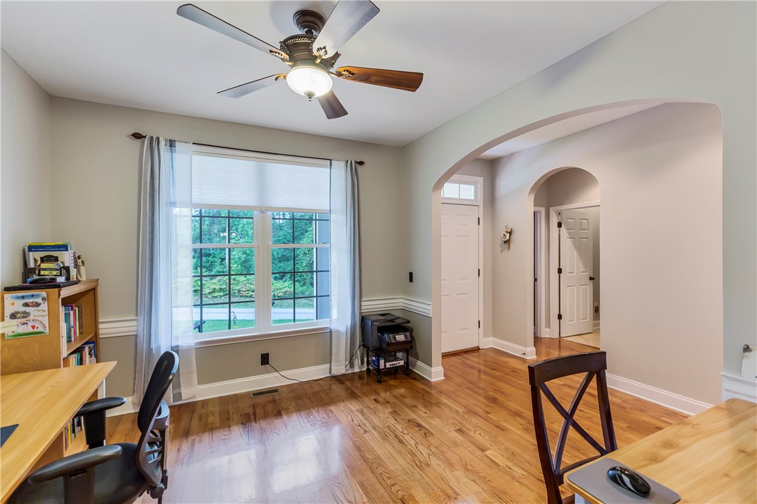 503 Pineridge Road Seneca, SC 29672 - Photo 9 of 50 Gallery Image 9