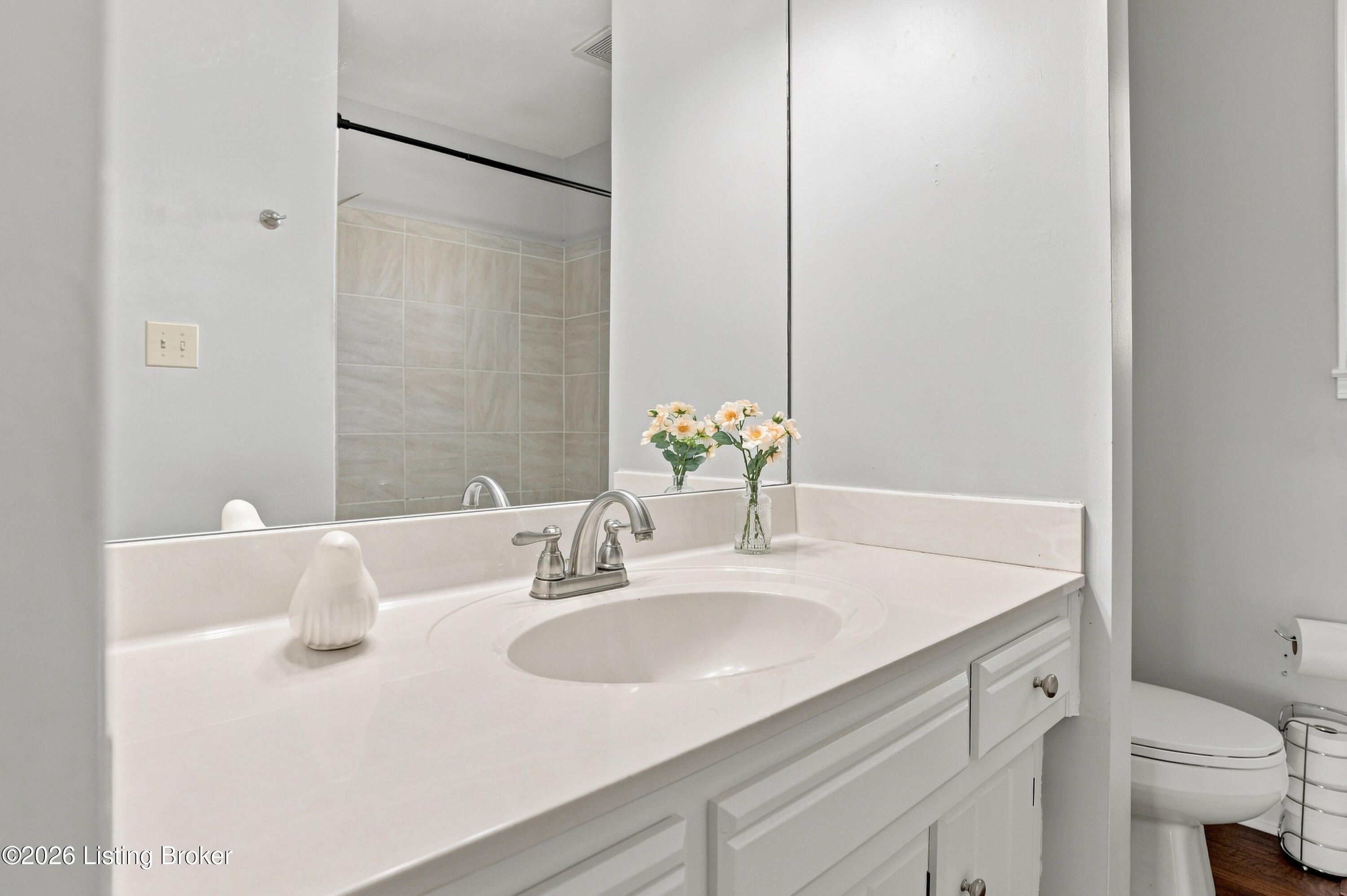 220 Rolling Ridge Way Simpsonville, KY 40067 - Photo 28 of 48 Primary Bathroom