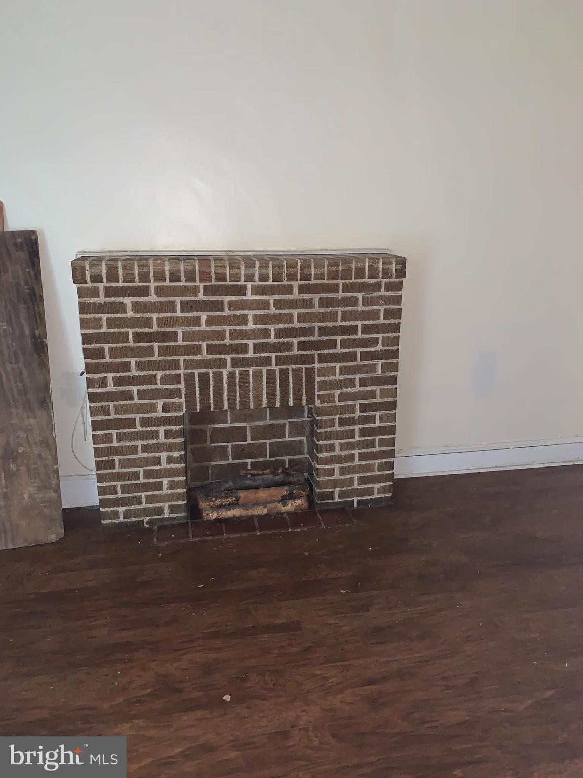 3009 Ridgewood Avenue Baltimore, MD 21215 - Photo 3 of 15