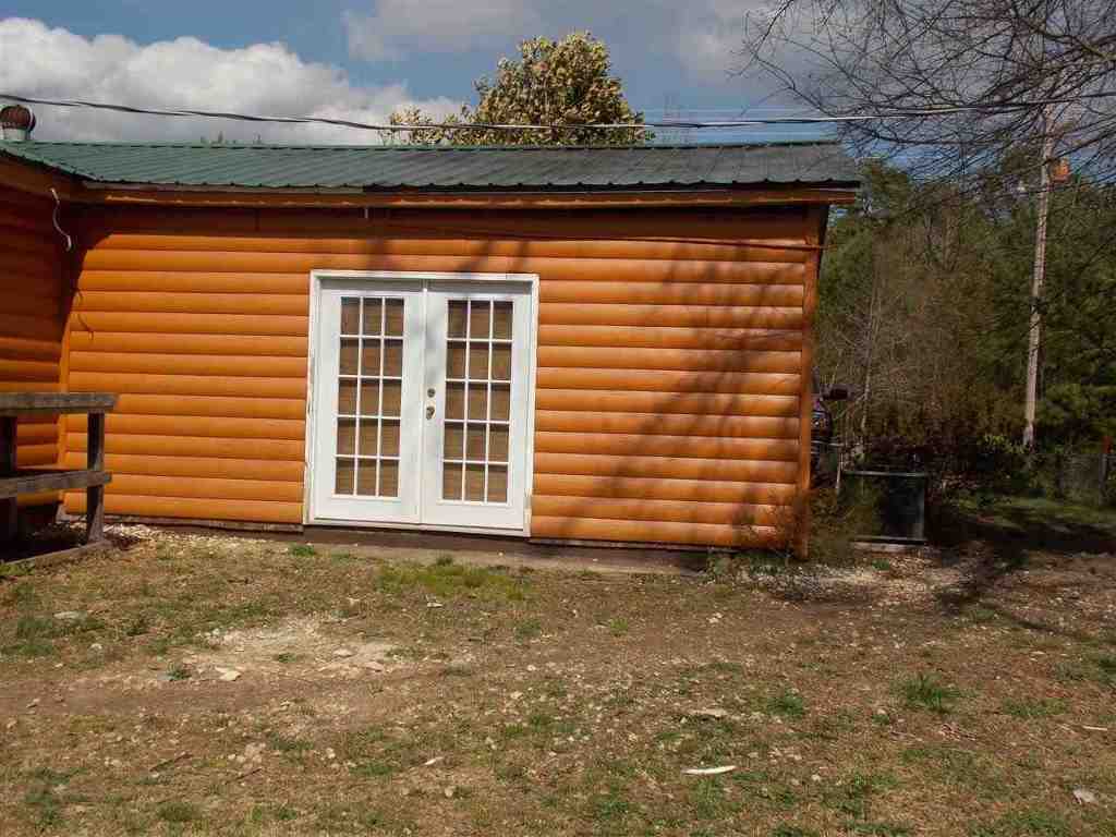 1446 Barnes Station Road Iva, SC 29655 - Photo 5 of 34