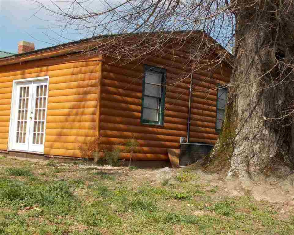 1446 Barnes Station Road Iva, SC 29655 - Photo 6 of 34