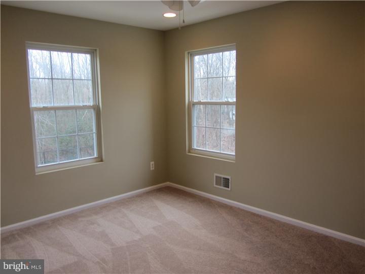 390 Pfister Road Jackson, NJ 08527 - Photo 12 of 19 Bedroom 3
