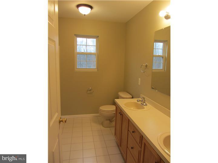 390 Pfister Road Jackson, NJ 08527 - Photo 14 of 19 Bathroom