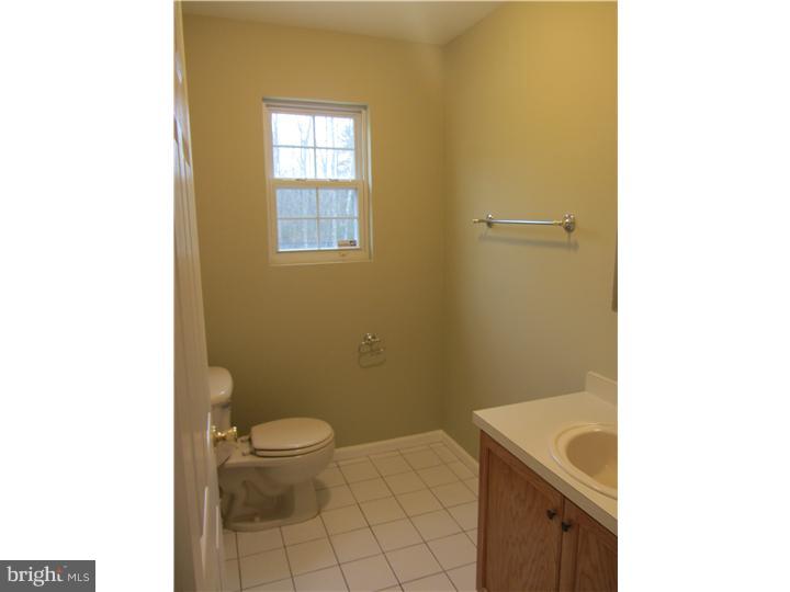 390 Pfister Road Jackson, NJ 08527 - Photo 8 of 19 Half Bath