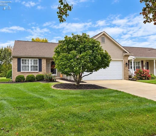$299,900 | 7032 Longwater Drive, Maumee, OH 43537