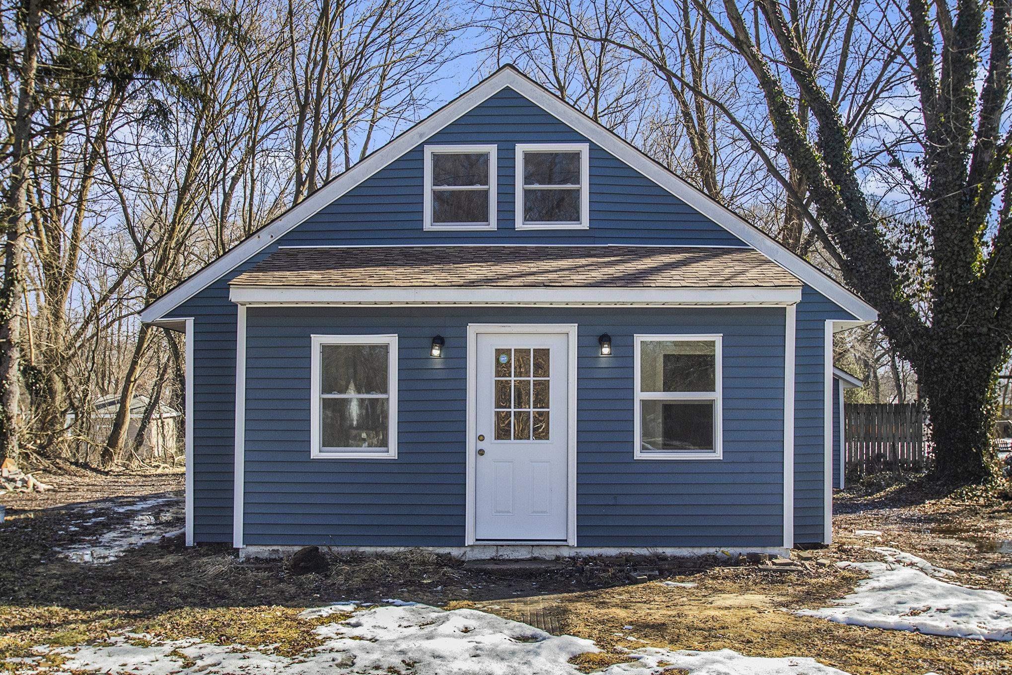 55328 Moss Road South Bend, IN 46628 - Photo 1 of 19 Gallery Image 1