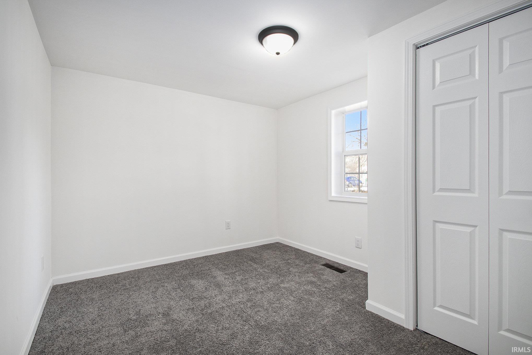 55328 Moss Road South Bend, IN 46628 - Photo 16 of 19 Gallery Image 16