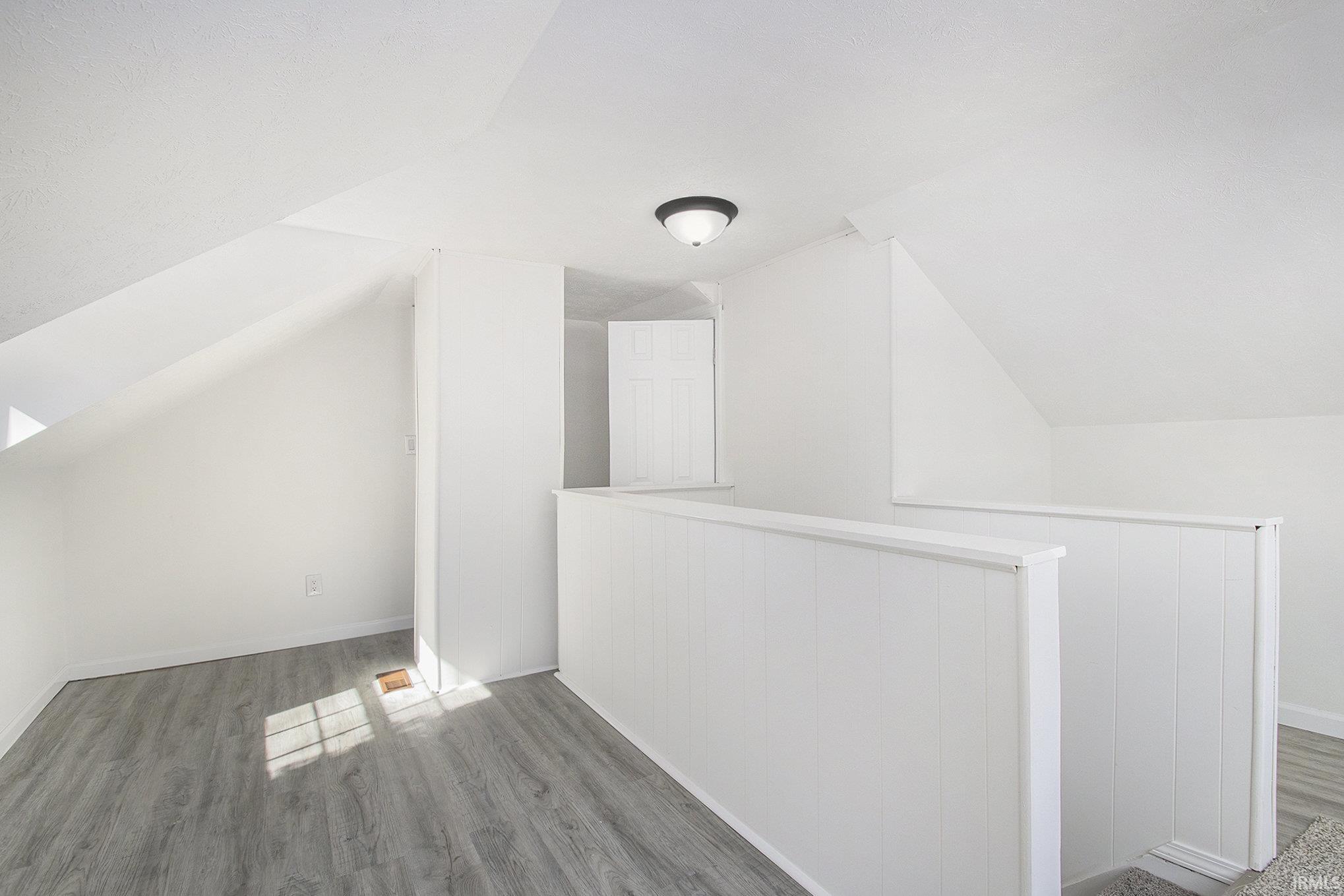 55328 Moss Road South Bend, IN 46628 - Photo 10 of 19 Gallery Image 10