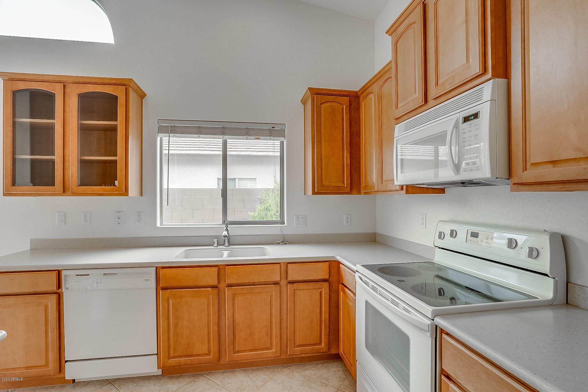 14654 West Hearn Road Surprise, AZ 85379 - Photo 18 of 49 Hearn-17