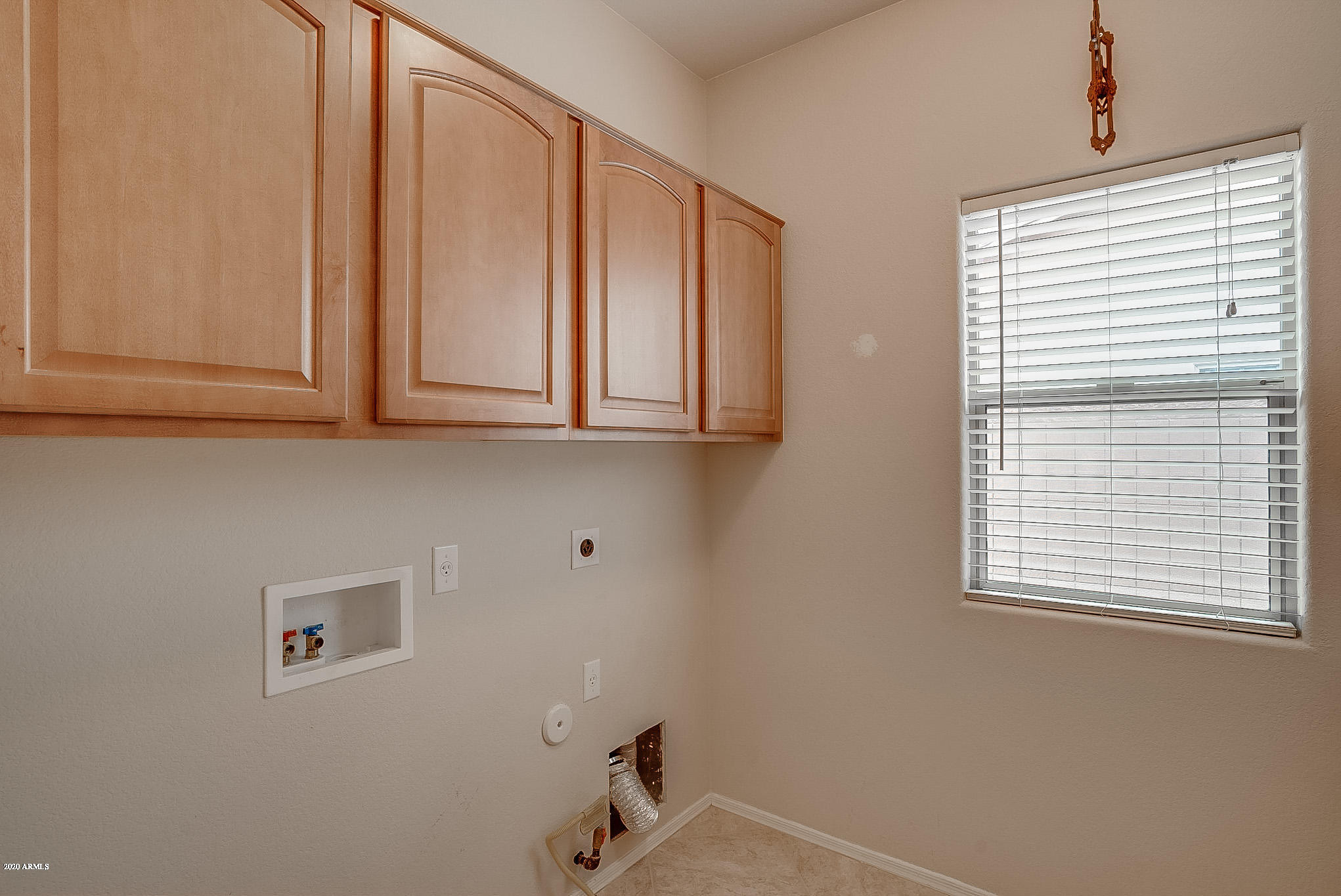 14654 West Hearn Road Surprise, AZ 85379 - Photo 31 of 49 Hearn-30