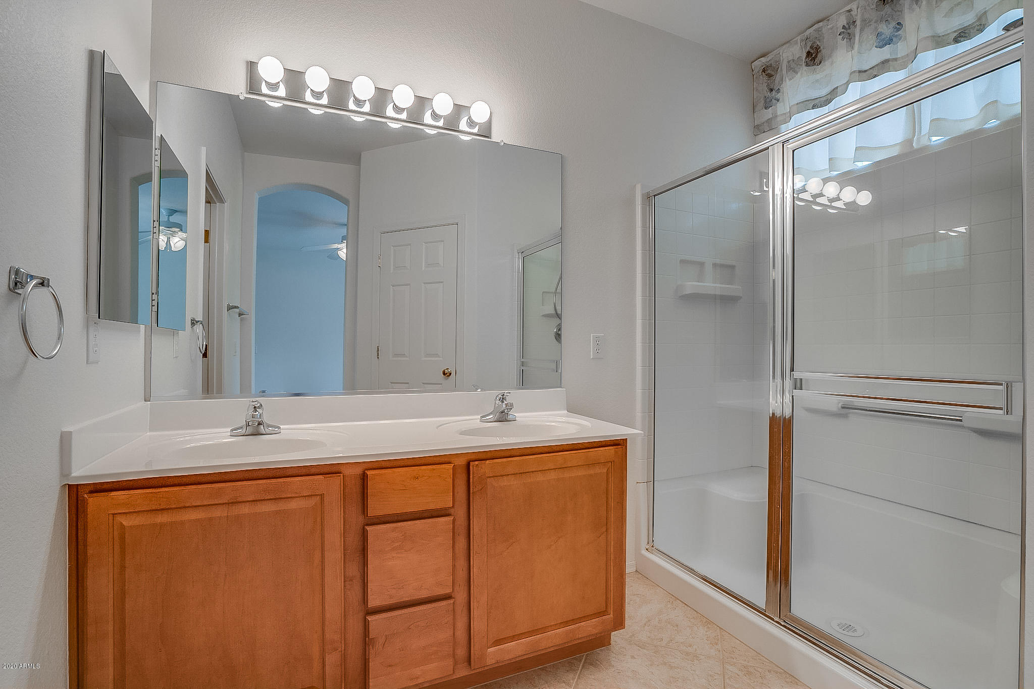 14654 West Hearn Road Surprise, AZ 85379 - Photo 33 of 49 Hearn-33