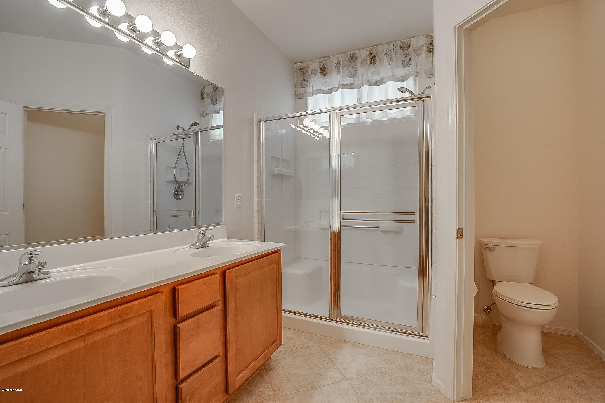 14654 West Hearn Road Surprise, AZ 85379 - Photo 35 of 49 Hearn-35