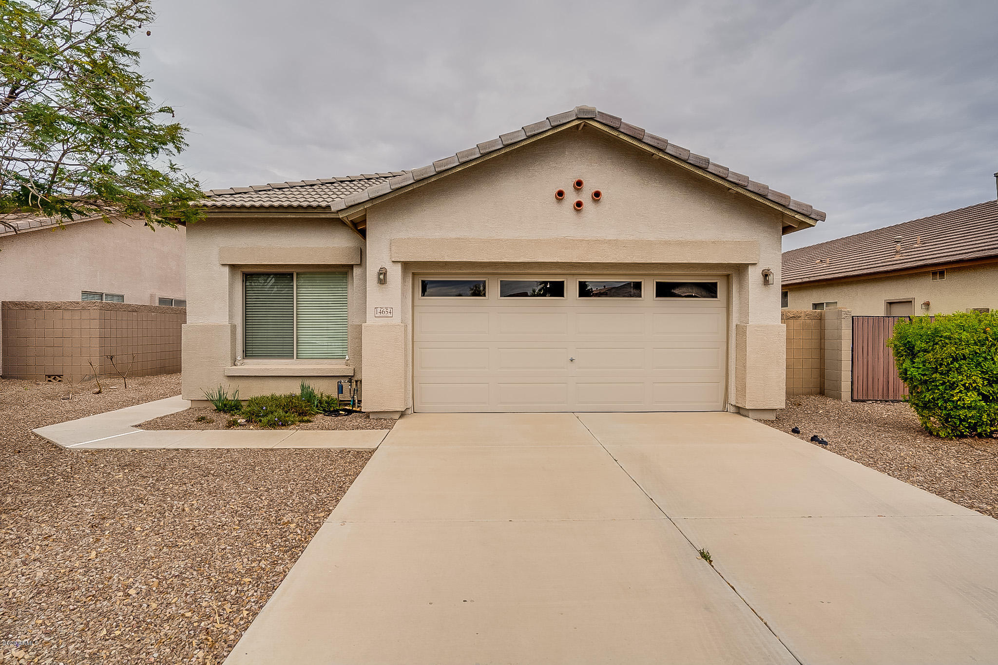 14654 West Hearn Road Surprise, AZ 85379 - Photo 6 of 49 Hearn-3